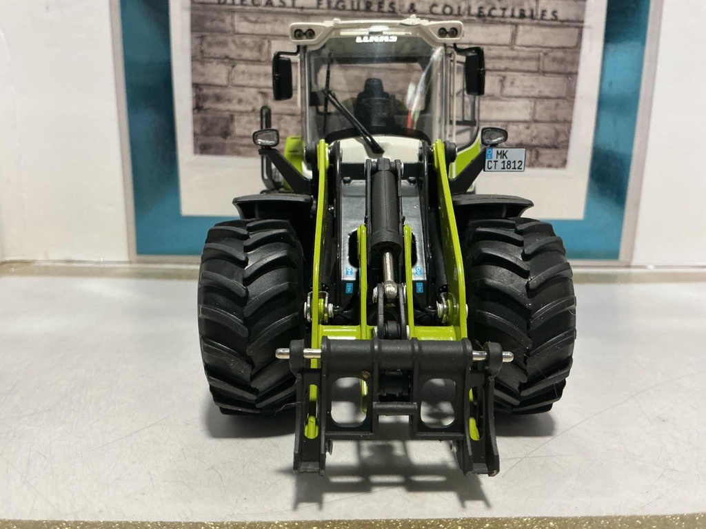 1/32 WIKING CLAAS TORION 1812 image