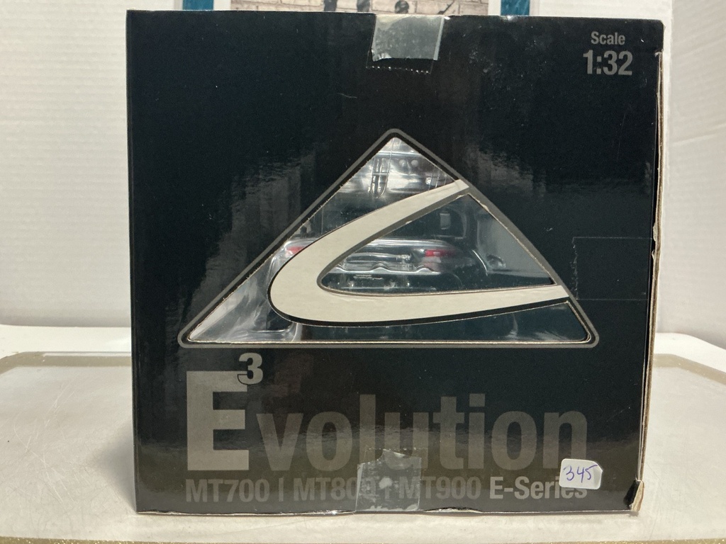 1/32 CHALLENGER STEALTH BATTALION - NO. 236 OF 777 - MT775E BLACKHAWK image