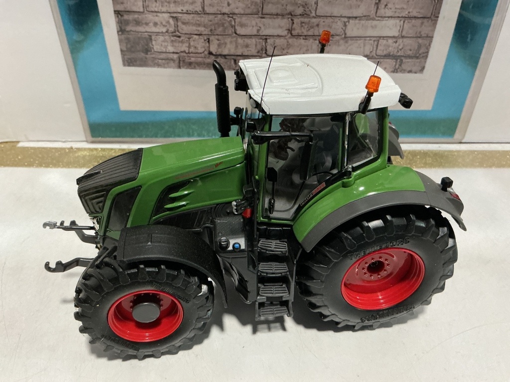 1:32 WIKING 828 VARIO image
