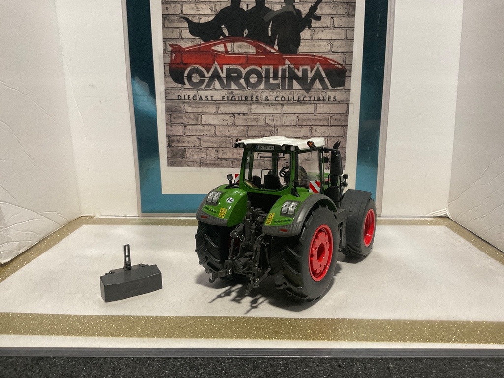 1:32 WIKING FENDT 942 VARIO image