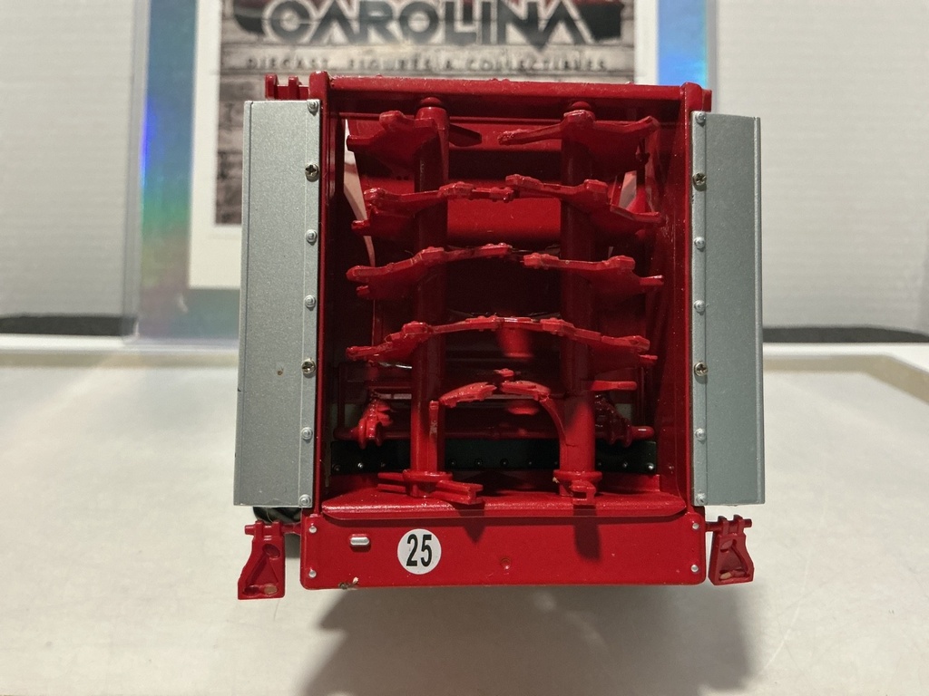 1/32 UNIVERSAL HOBBIES FERTILIZER EQUIPMENT LEBOULCH GOLIATH 162   (NO BOX) image