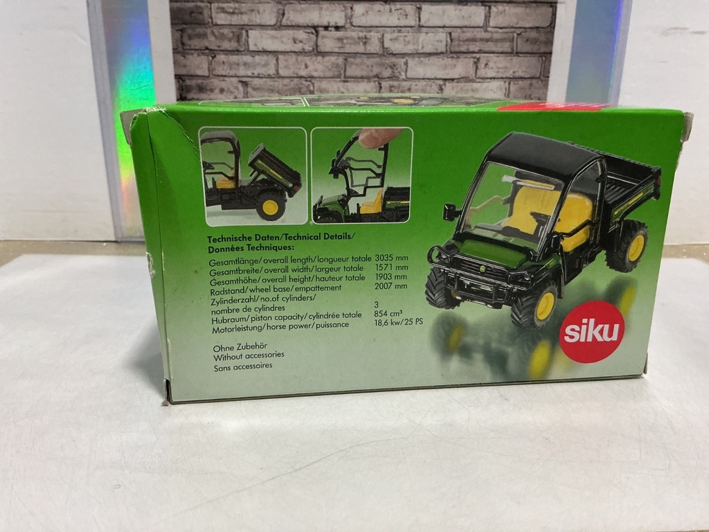 1/32  SIKU 3060 JOHN DEERE GATOR image