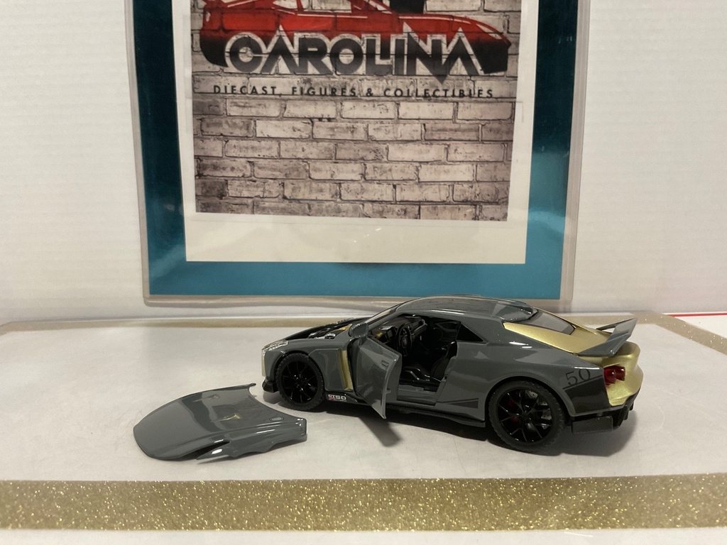 1:32 Diecast Pull Back Car with Lights and Sound NISSAN GTR image