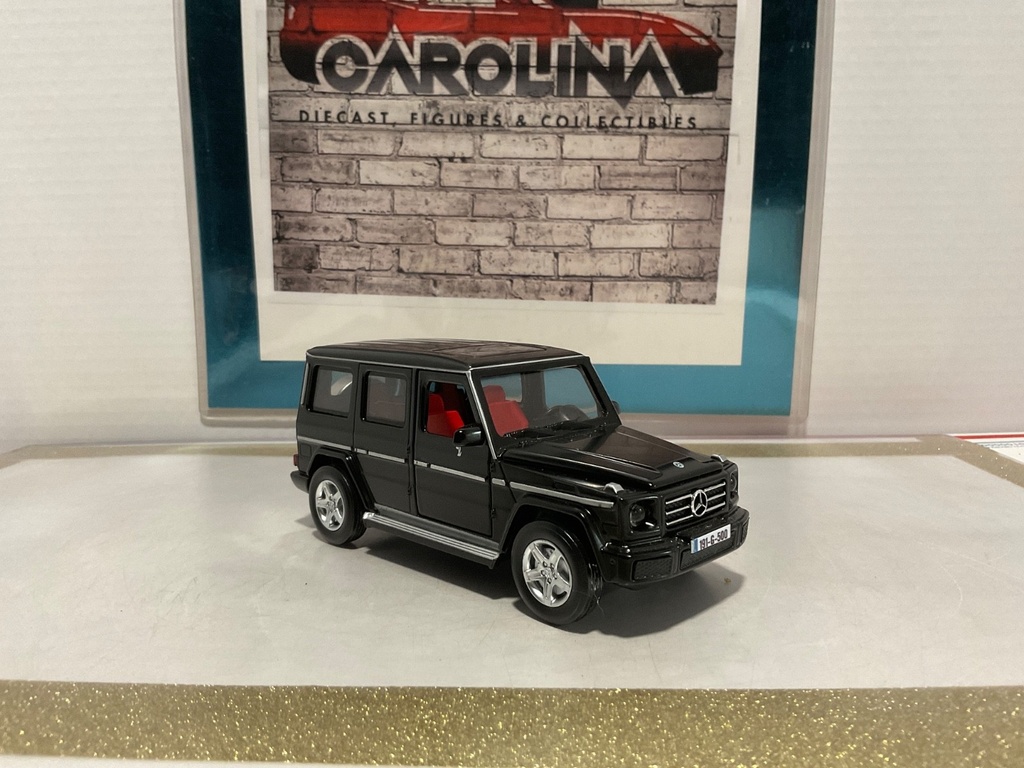 1:32 Diecast Pull Back Car with Lights and Sound MERCEDES G350D image