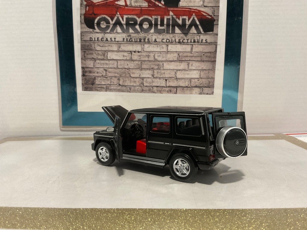 1:32 Diecast Pull Back Car with Lights and Sound MERCEDES G350D image