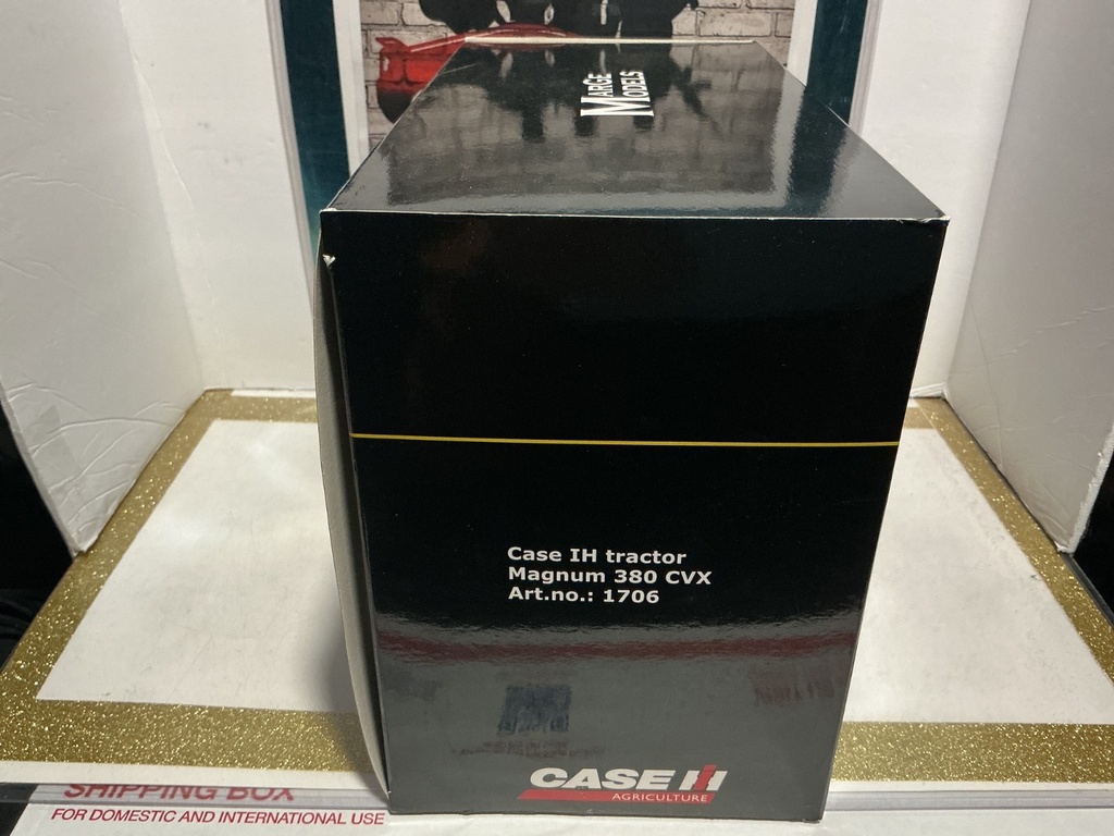 1/32 MARGE MODELS CASE IH TRACTOR MAGNUM 380CVX image