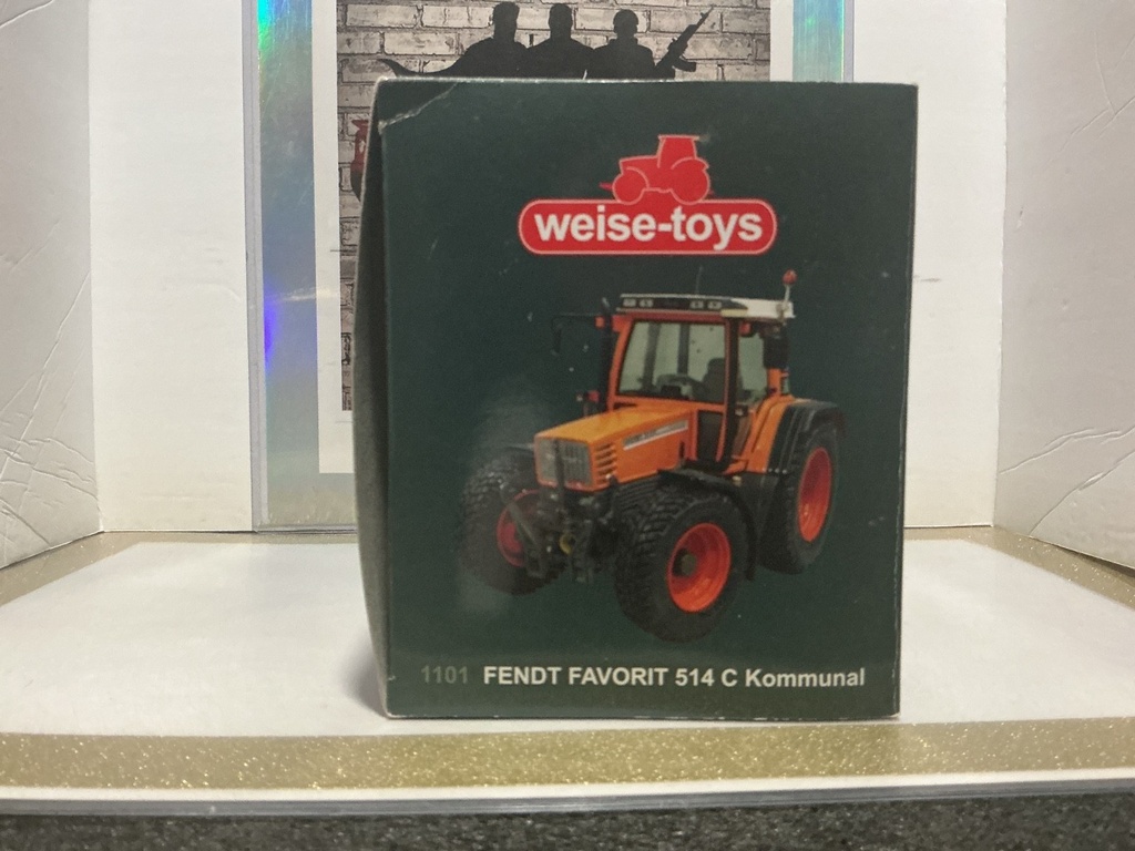 1/32 WEISE TOYS 1101  FENDT FAVORITE 514 C KOMMUNAL image