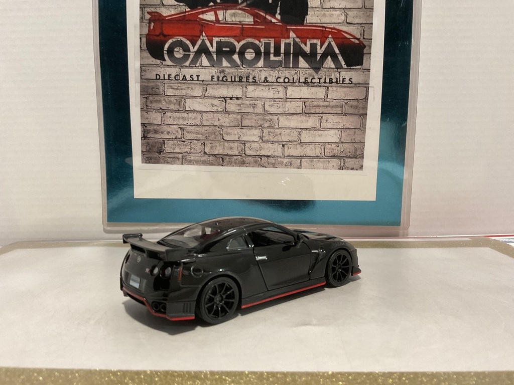 1:32 Diecast Pull Back Car with Lights and Sound NISSAN GRT NISMO image