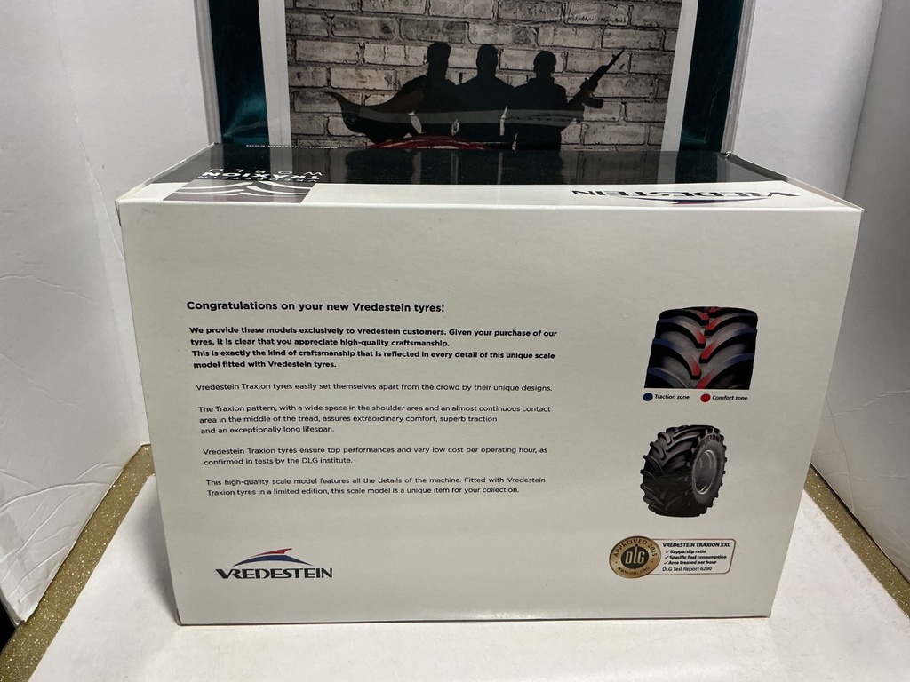 1/32 MARGE MODELS VREDSTEIN TIRES NEW HOLLAND T7. 315 image
