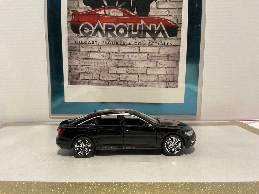 1:32 Diecast Pull Back Car with Lights and Sound AUDI A6 L image