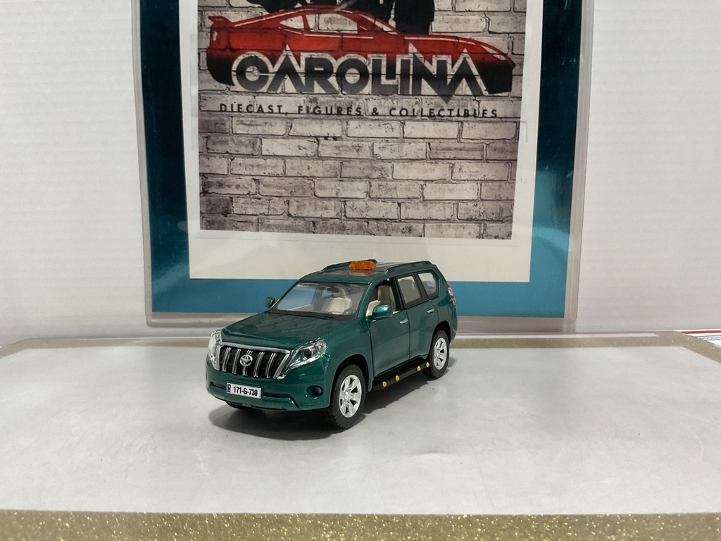 1:32 Diecast Pull Back Car with Lights and Sound TOYOTA LAND CRUISER PRADO image