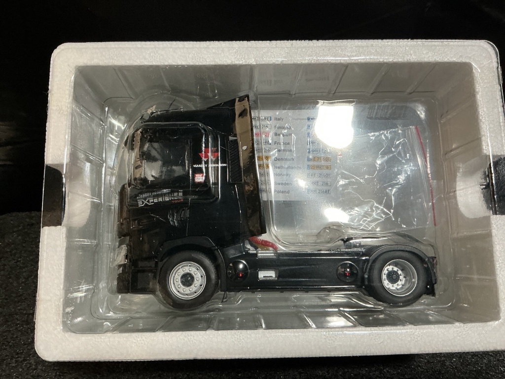 1/32 MARGE MODELS MASSEY FERGUSON EXPERIENCE TOUR TRACTOR TRAILER image