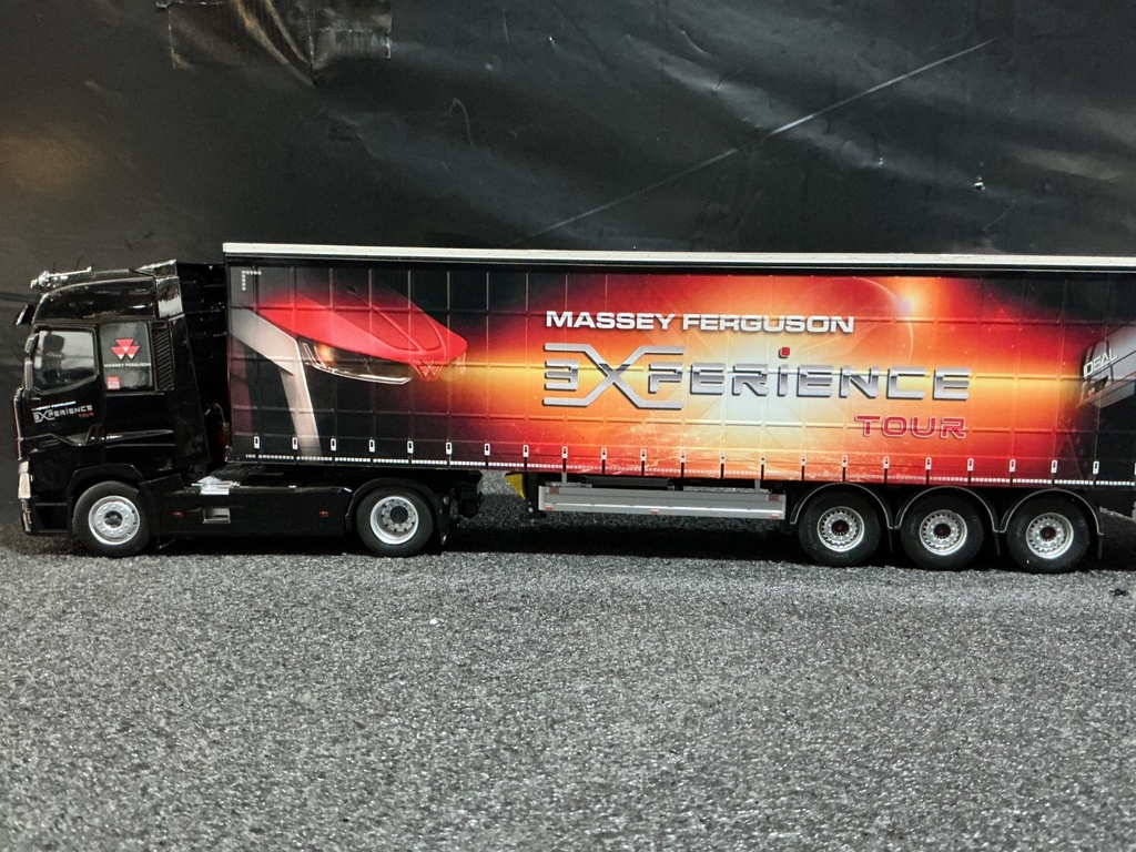 1/32 MARGE MODELS MASSEY FERGUSON EXPERIENCE TOUR TRACTOR TRAILER image