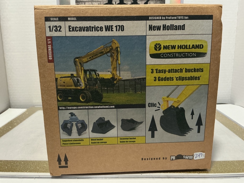 1:32 PRO FARM TOYS NEW HOLLAND EXCAVATRICE WE 170 image