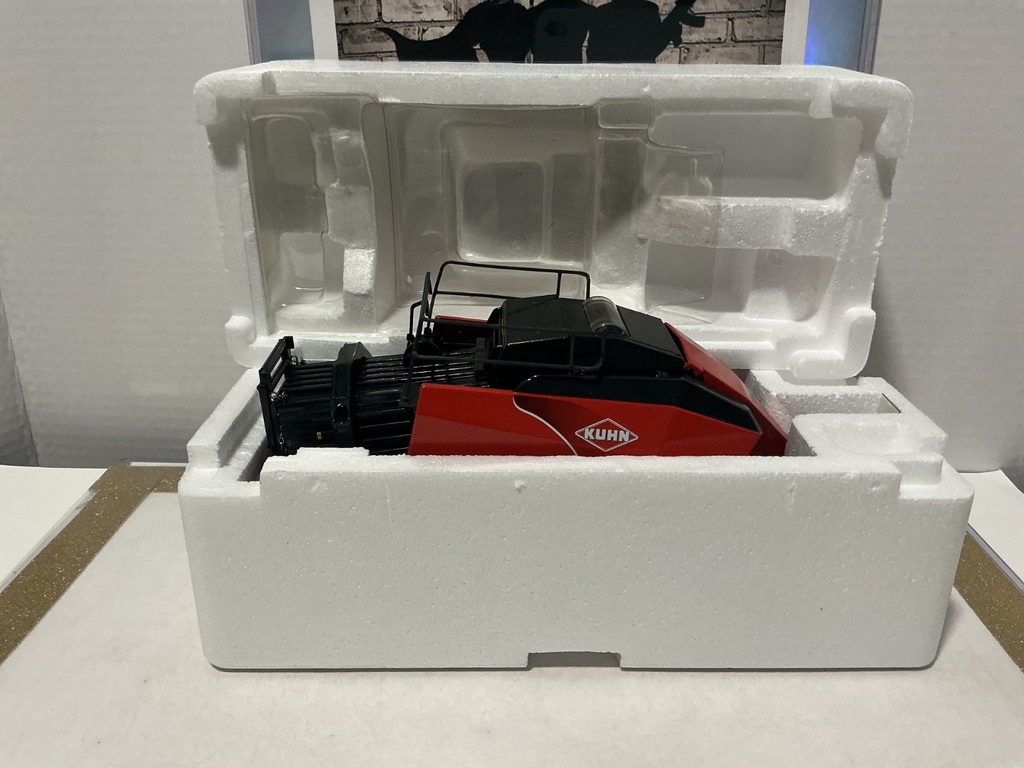 1/32 WIKING - KUHN LSB 1290 ID GROBPACKENPRESSE image