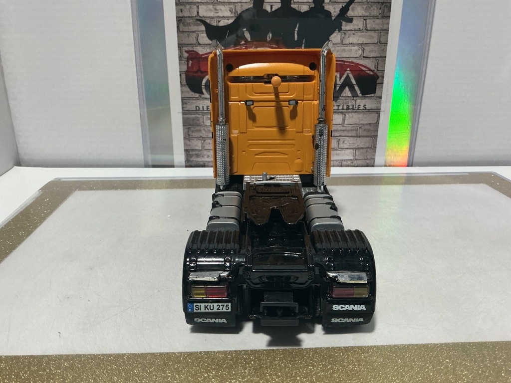 1:32 SIKU SCANIA R620 TRACTOR TRAILER [NO BOX] - SEE ALL PICS #3 image