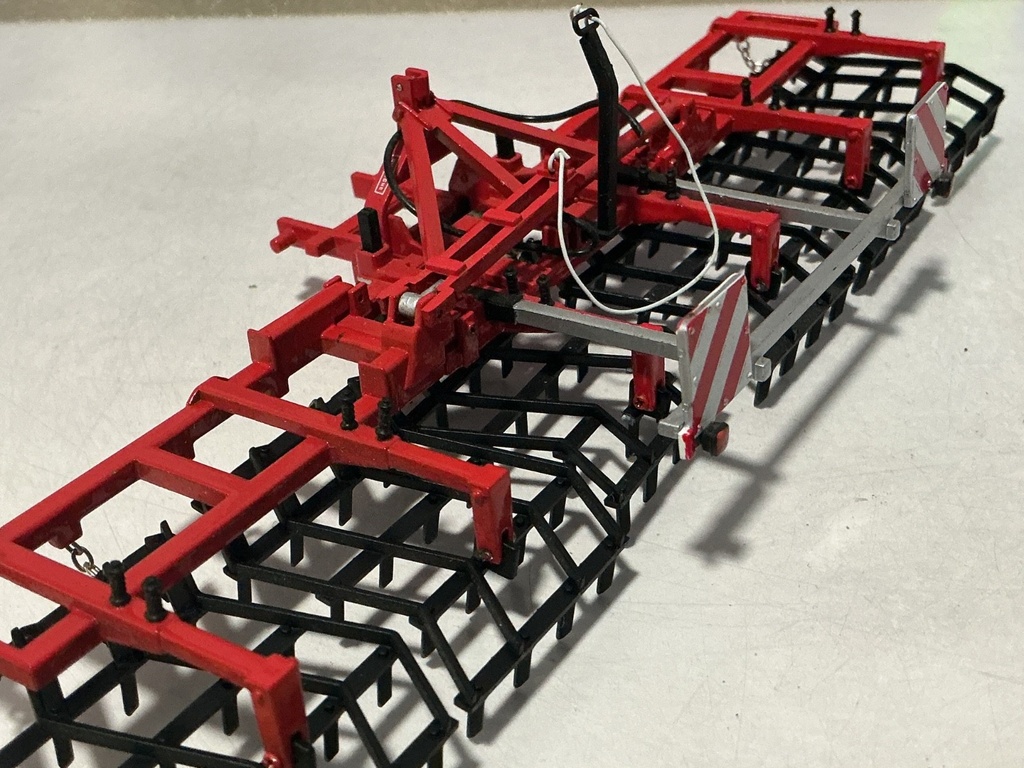 1:32 QUIVOGNE HARROW [NO BOX] [1 OF GRID IS LOOSEN] image