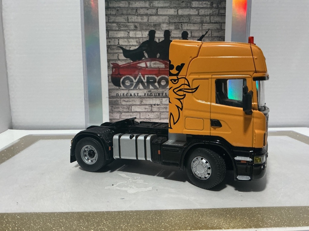 1:32 SIKU SCANIA R620 TRACTOR TRAILER [NO BOX] - SEE ALL PICS #9 image