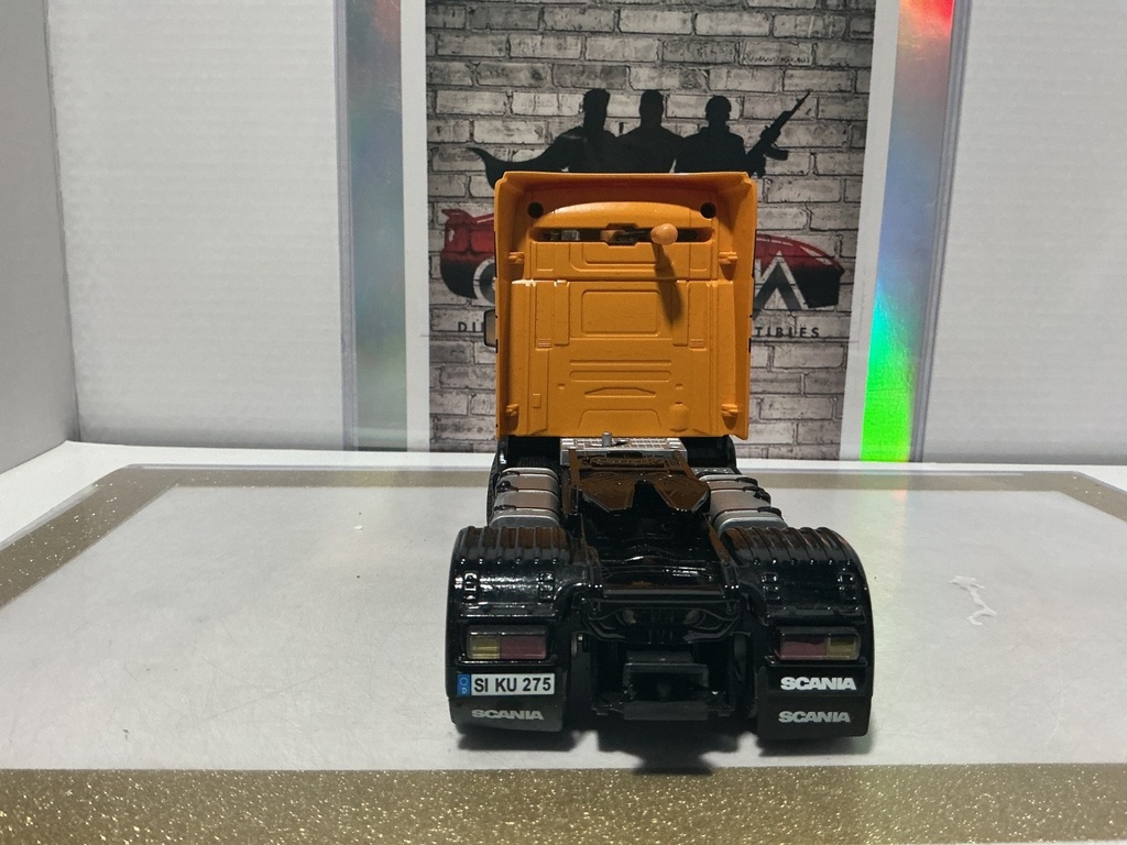 1:32 SIKU SCANIA R620 TRACTOR TRAILER [NO BOX] - SEE ALL PICS #8 image