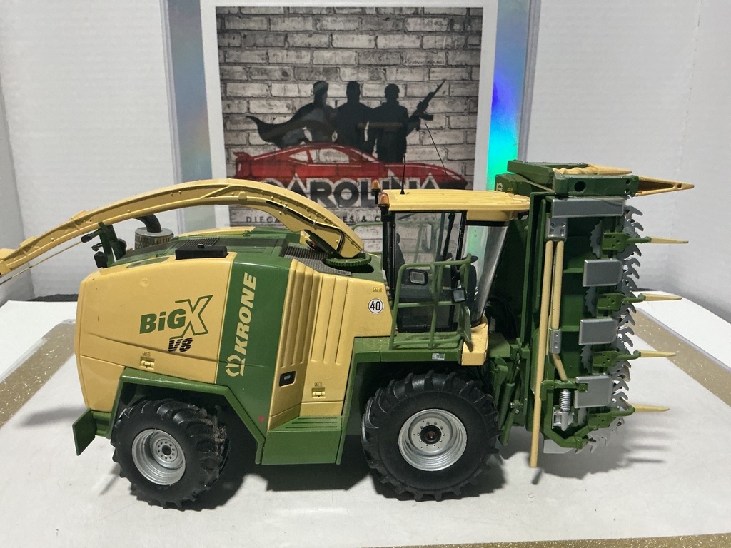 1:32 UNIVERSAL HOBBIES KRONE BIG X V8 FOREST [NO BOX] image