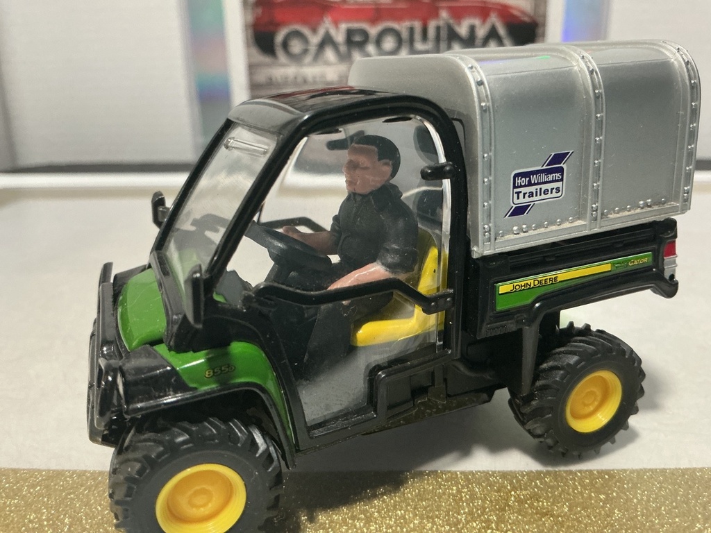 1/32 - SIKU MODEL JOHN DEERE 8550 XUV 4X4 GATOR [NO BOX] image