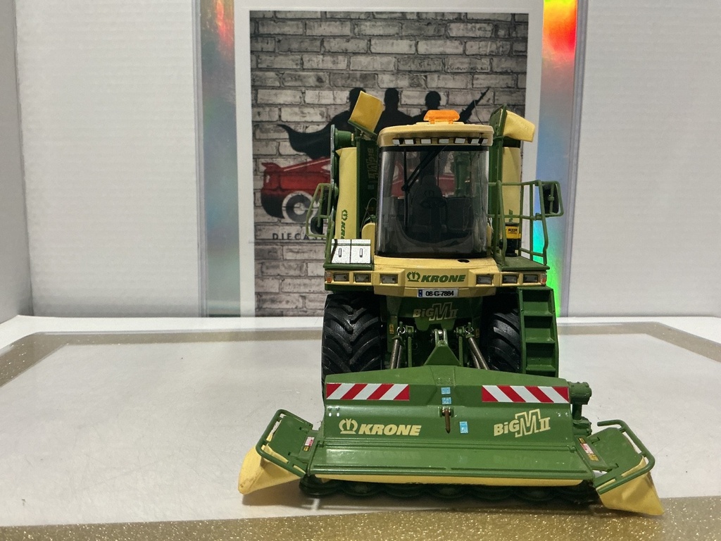 1:32 KRONE BIG M II MOWER [NO BOX] image