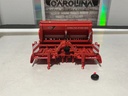 1/32 UNIVERSAL HOBBIES KUHN SITERA 3000 SEED DRILL [NO BOX] [SOME BROKEN PIECES] image