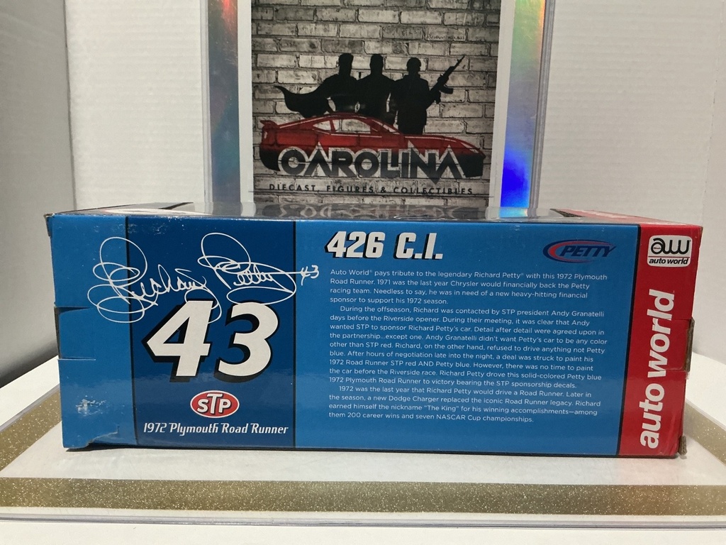 AUTO WORLD STP 1972 PLYMOUTH ROAD RUNNER RICHARD PETTY image