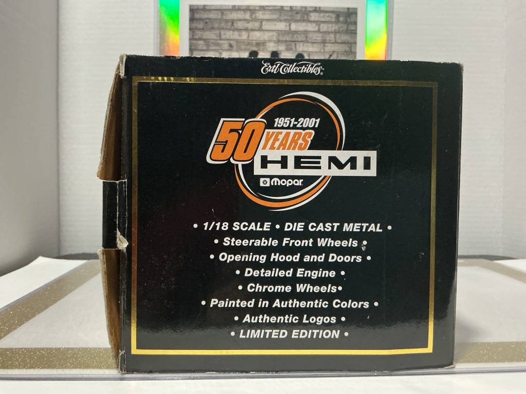 1:18 ERTL 50 YEARS HEMI MOPAR PERFORMANCE PARTS BUTCH LEAL 1971 PLYMOUTH DUSTER image