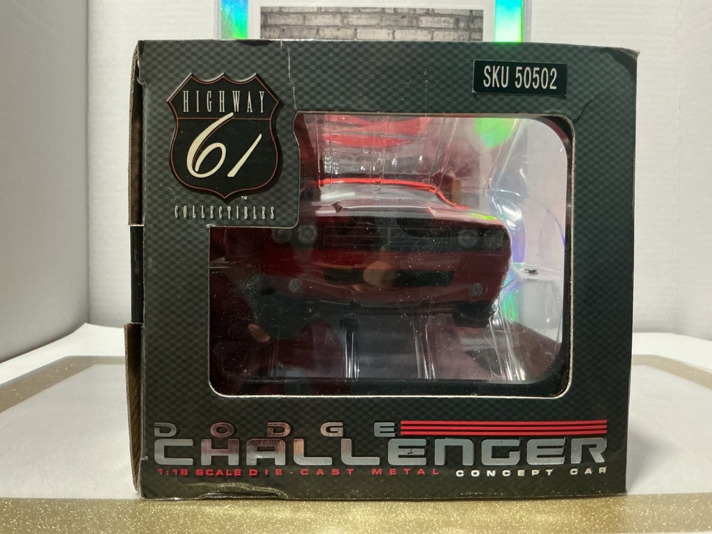 1:18 HIGHWAY 61 DODGE CHALLENGER CONCEPT CAR ORANGE ON BLACK / GRAY image