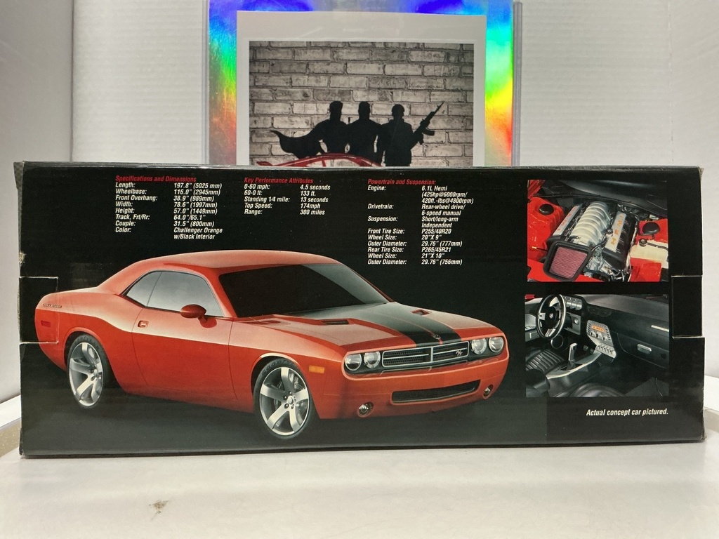 1:18 HIGHWAY 61 DODGE CHALLENGER CONCEPT CAR ORANGE ON BLACK / GRAY image