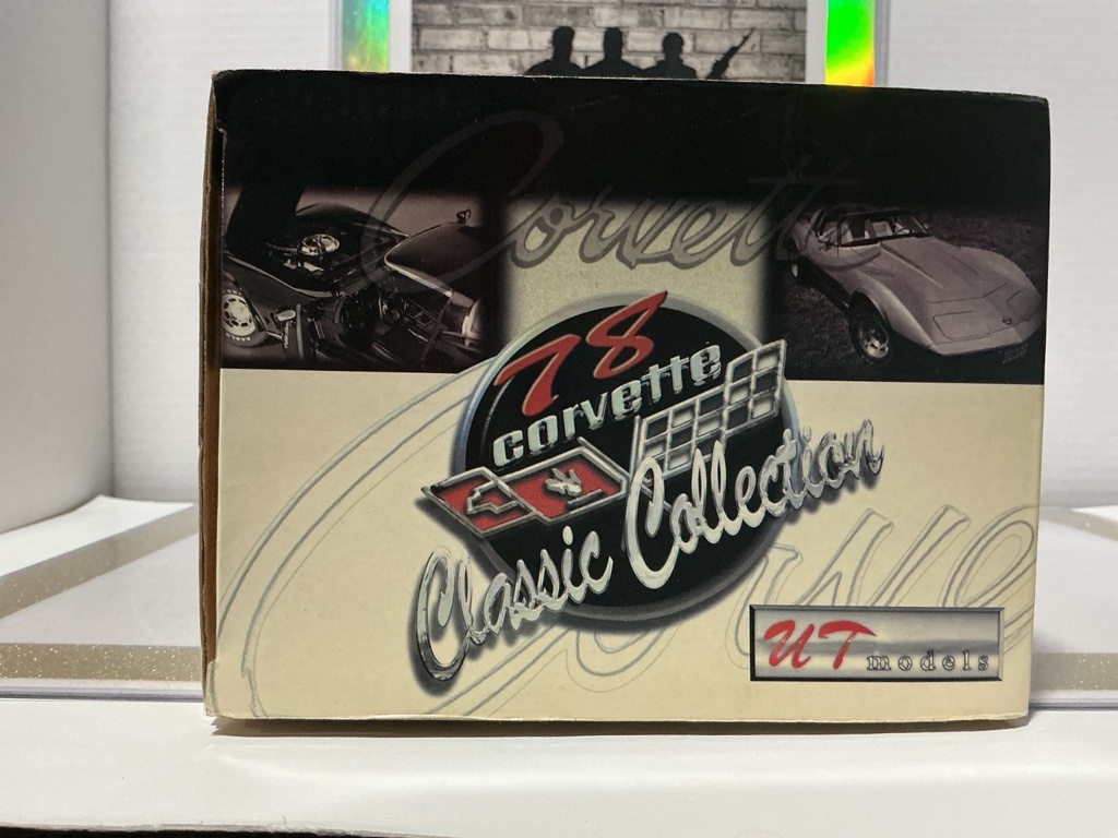 1:18 UT MODELS CLASSIC COLLECTION CHEVROLET COUPE 1978 image