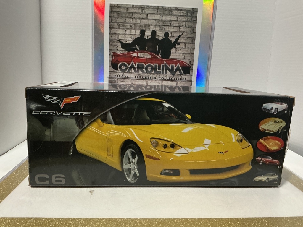 1:18 HOTWHEELS CORVETTE C6 RED ON TAN image