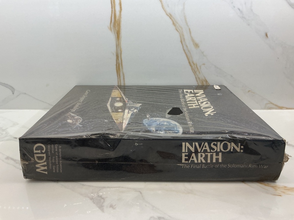 VINTAGE 1981 GDW - INVASION: EARTH THE FINAL BATTLE OF THE SOLOMANI RIM WAR image