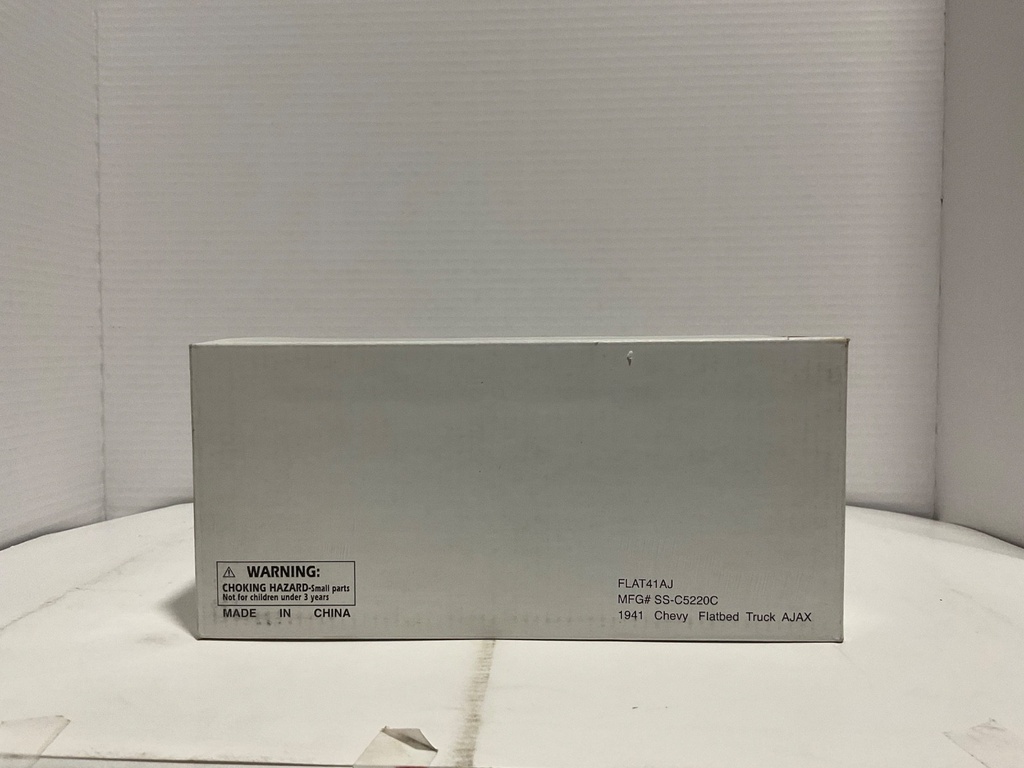 1:24 THE NATIONAL MOTOR MUSEUM MINT 1941 CHEVY FLATBED TRUCK AJAX image
