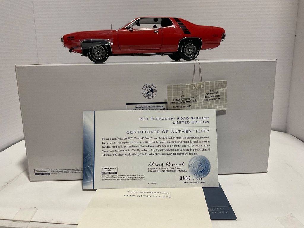 1:24 1971 FRANKLIN MINT 1971 PLYMOUTH ROAD RUNNER LE 426 HEMI *LIGHT RASH image