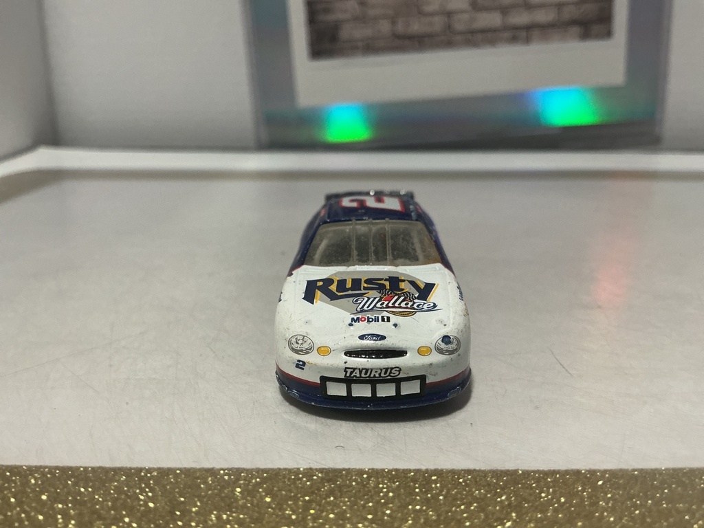 1/64 NASCAR WINNER’S CIRCLE RUSTY WALLACE'S 1998 FORD TAURUS [PAINT ON TIRE] image