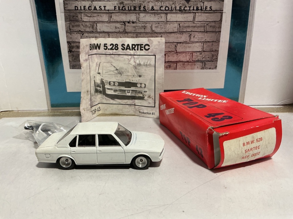 1/43 SOLIDO EDITION LIMITEE TOP 43 B.M.W 528 SARTEC [CHASSIS COMES LOOSE] image