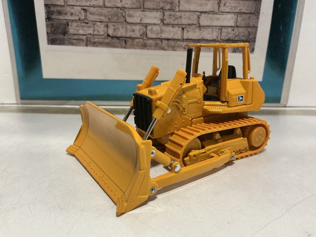 1:50 ERTL JOHN DEERE BULLDOZER  [NO BOX] image