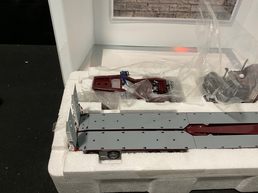1:50 TWH Drake Kenworth T908 w/Drake 2X8 Dolly, 4x8 Swingwing Trailer T09005 image