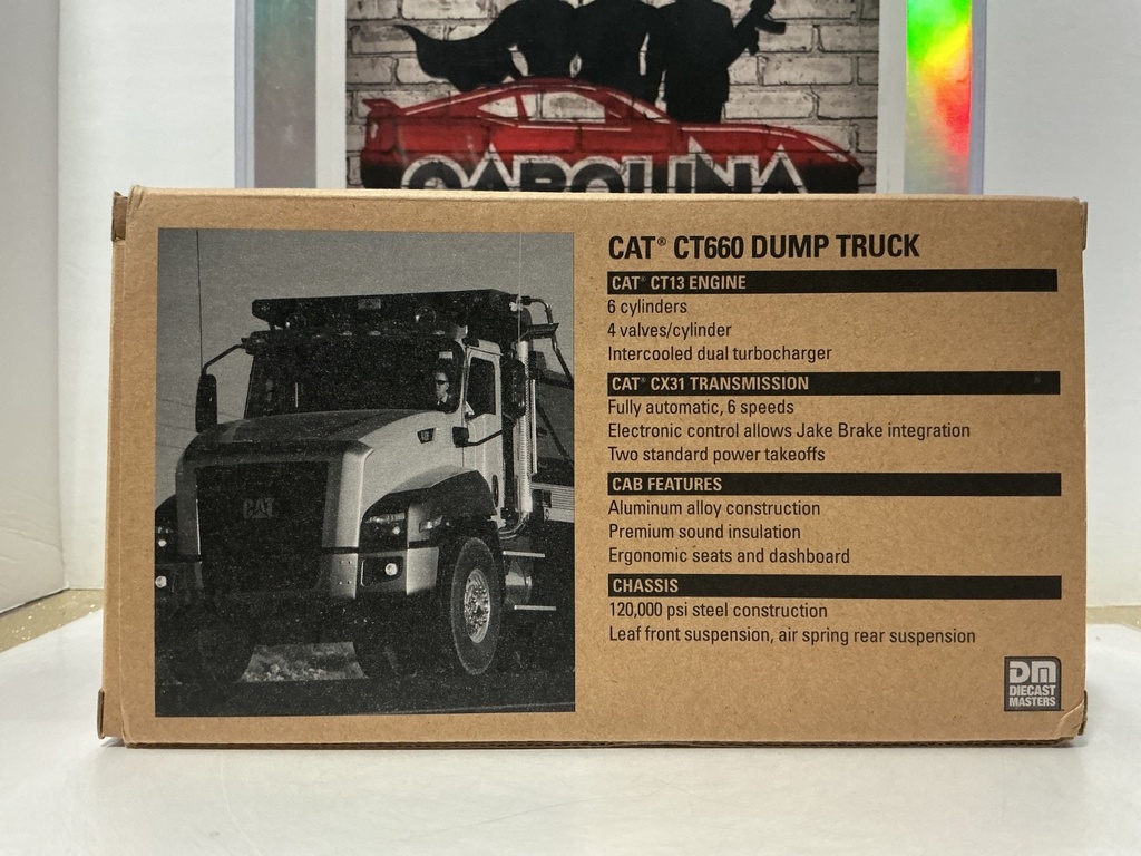 1/50 SCALE - DIECAST MASTERS - CAT CT660 DUMP TRUCK #85290 image