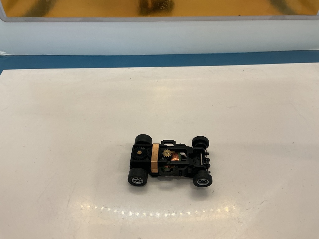HO SLOT CAR COMPLETE RUNNING CHASSIS VARIOUS BRANDS SEE PICTURES image