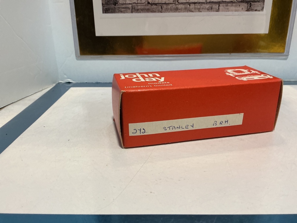1/43 UNBUILT JOHN DAY 272 STANLEY BRM image