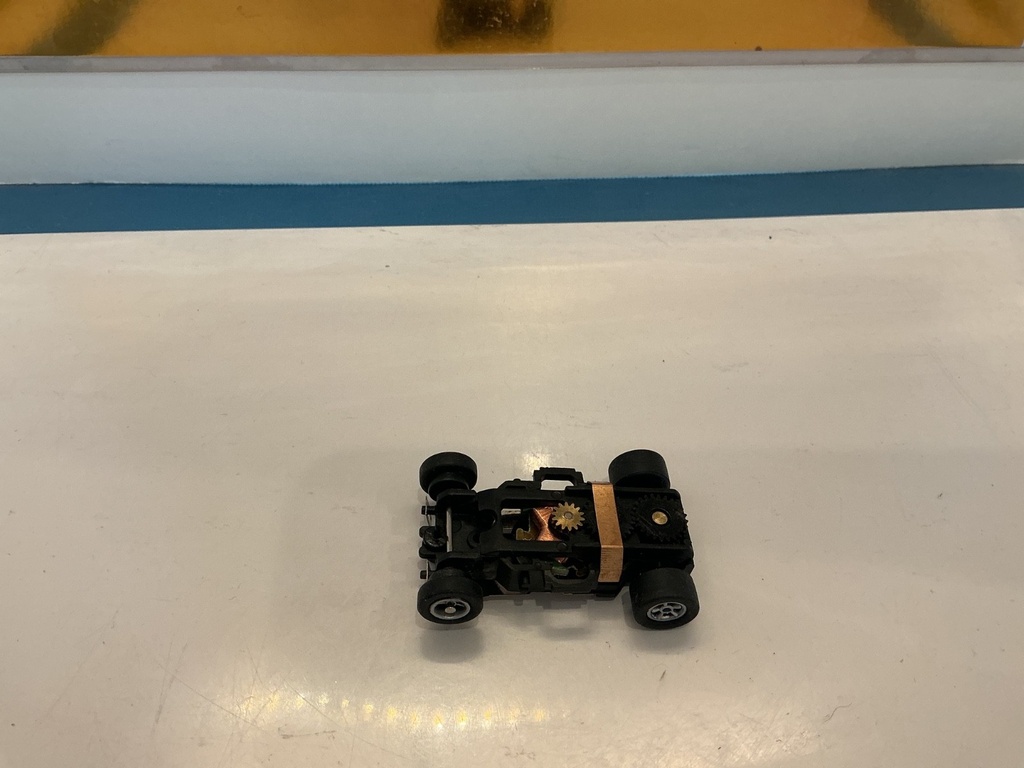 HO SLOT CAR COMPLETE RUNNING CHASSIS VARIOUS BRANDS SEE PICTURES image