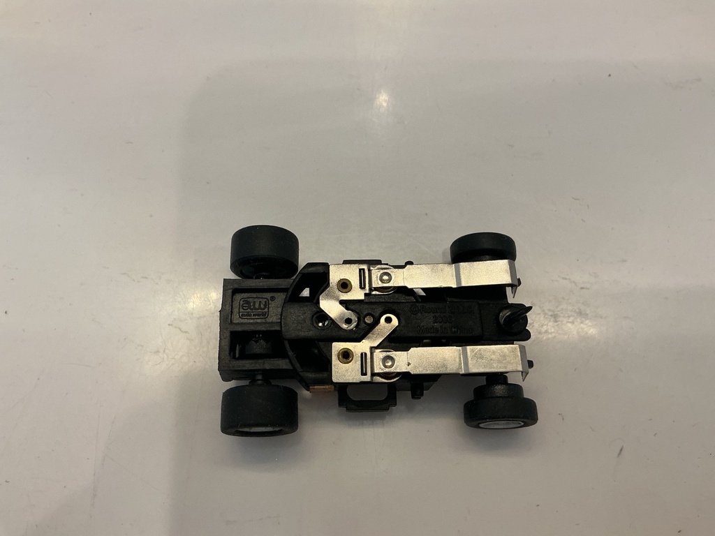 HO SLOT CAR COMPLETE RUNNING CHASSIS VARIOUS BRANDS SEE PICTURES image