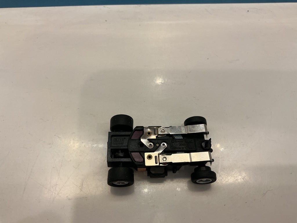 HO SLOT CAR COMPLETE RUNNING CHASSIS VARIOUS BRANDS SEE PICTURES image