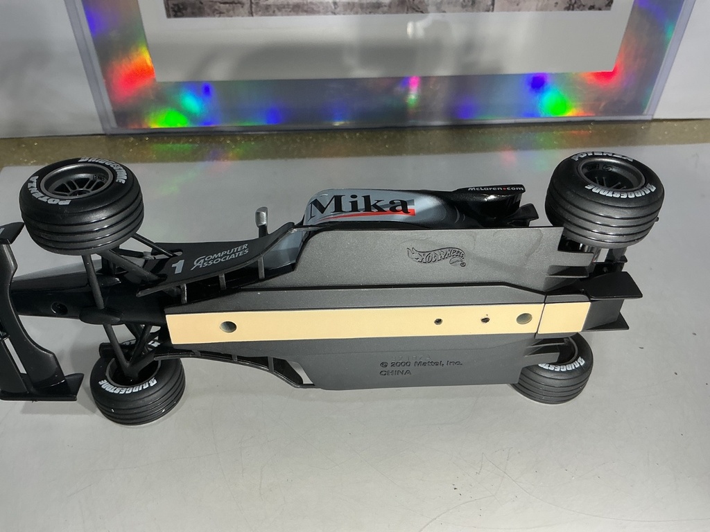 HOTWHEELS  1/43- MERCEDES-BENZ/McLaren MP4/16 [Mika Häkkinen] image