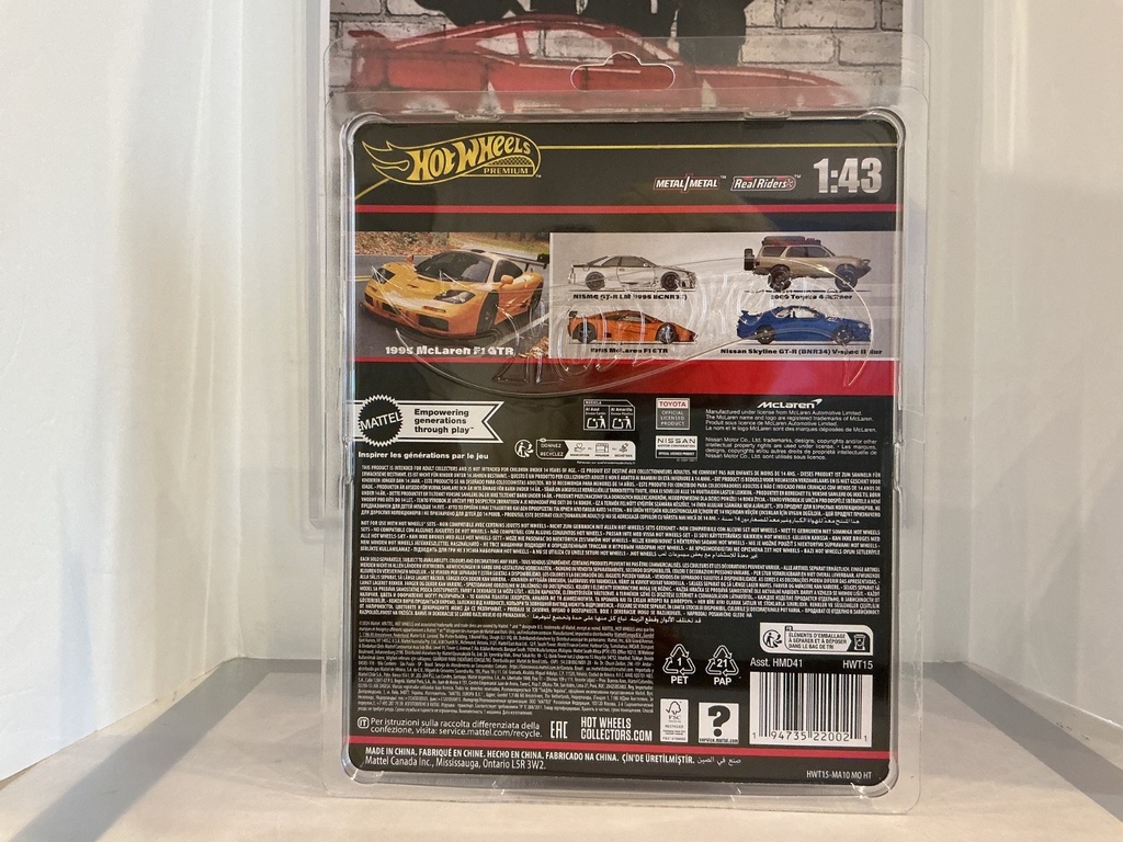 HOT-WHEELS PREMIUM 1:43 1995 McLAREN F1 GTR [DAMAGED BOX] image