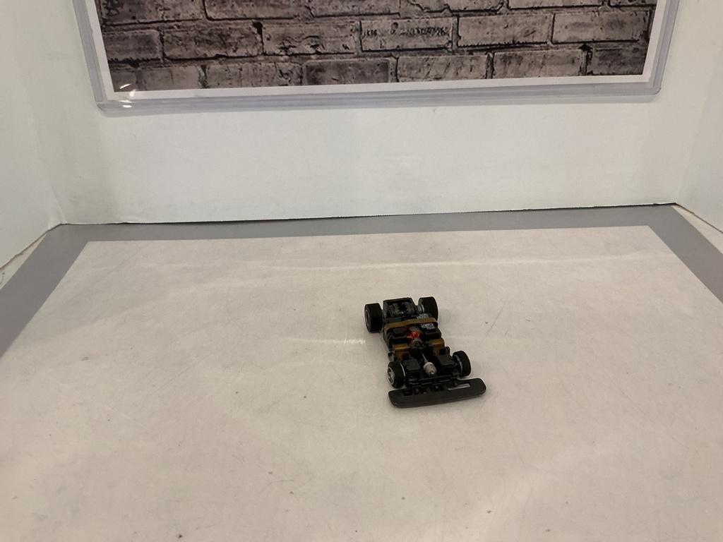 HO SLOT CAR COMPLETE RUNNING CHASSIS VARIOUS BRANDS SEE PICTURES image