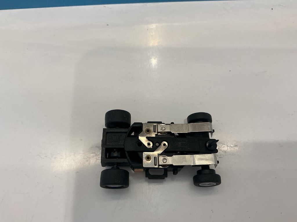 HO SLOT CAR COMPLETE RUNNING CHASSIS VARIOUS BRANDS SEE PICTURES image